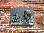 Nanny-Peters-Relief
